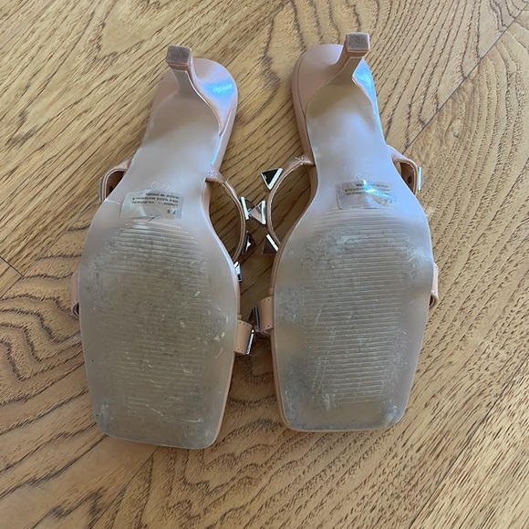 Cape Robbin heels- color tan silver studs- size 7.5 - Picture 4 of 8